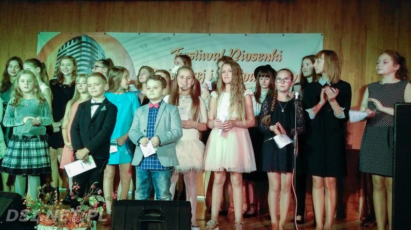 Martyna Maciąg ze Złocieńca - laureatką Ogólnopolskiego Festiwalu Piosenki Dziecięcej i Młodzieżowej