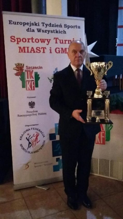 Burmistrz Ptak nagrodzony na gali podsumowującej Europejski Tydzień Sportu