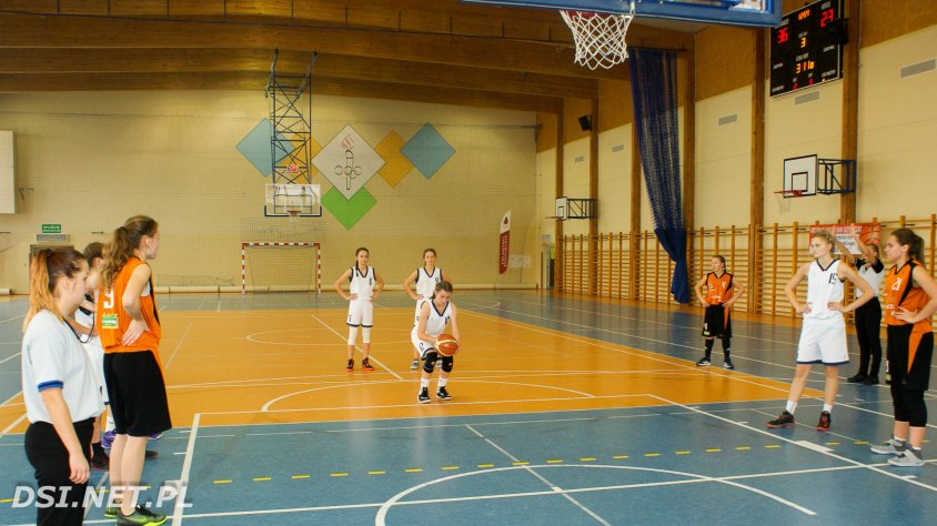Dziewczyny z Olimijczyka drugie w turnieju koszykówki