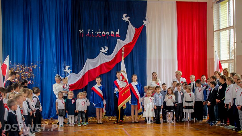Dzień Niepodległości w Szkole Podstawowej im. Jana Pawła II w Nętnie