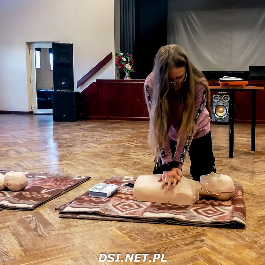 Ostatnie szkolenie mieszkańców Kalisza Pomorskiego z obsługi AED