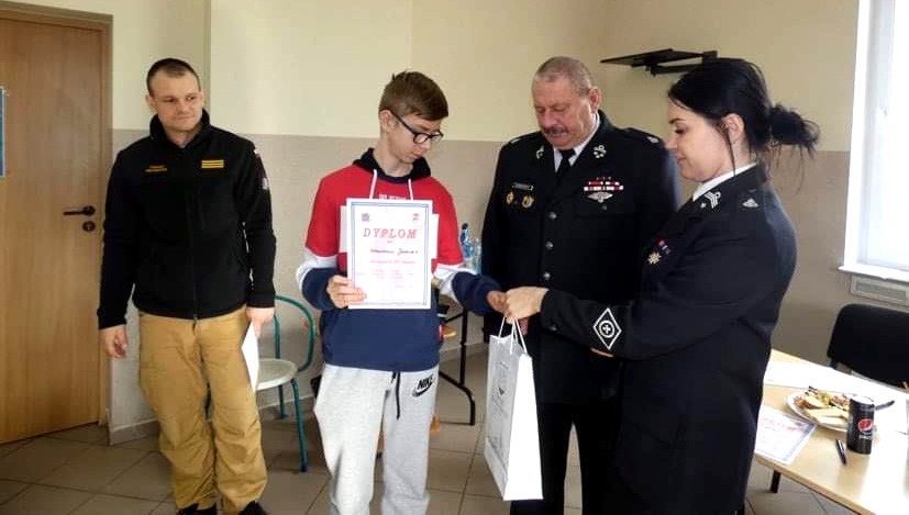 W Kaliszu Pomorskim wyłoniono najlepszych uczniów z zakresu wiedzy pożarniczej. Teraz będą walczyć na poziomie powiatowym