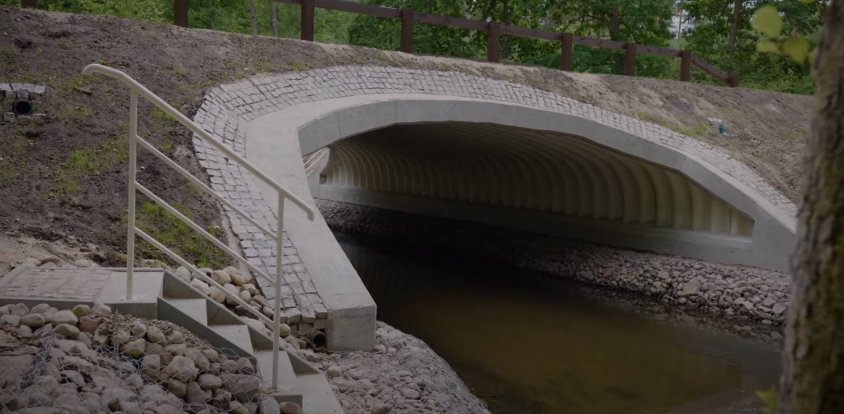 Modernizacja mostu na rzece Korytnicy wyróżniona w ogólnopolskim konkursie. To dlatego, że most nie jest zwyczajny