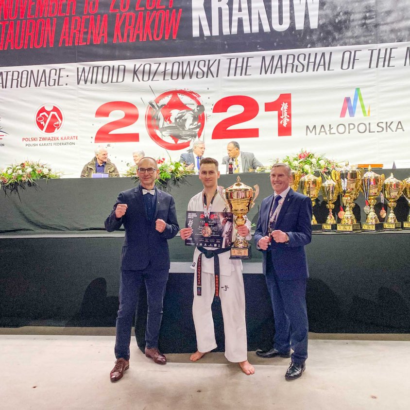 Jakub Pawłowicz brązowym medalistą Mistrzostw Świata Karate Kyokushin