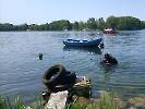 2023-06-04 Opony, taczka i obudowa monitora sprzed 20 lat. To dzisiaj akcja sprzątania jeziora Drawsko i jego brzegu (2)