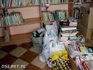 2017-05-10 Książki od żołnierzy trafiły do biblioteki w Suliszewie