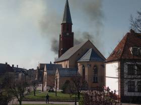 Duży pożar w Złocieńcu. Dym widoczny aż w Drawsku Pomorskim