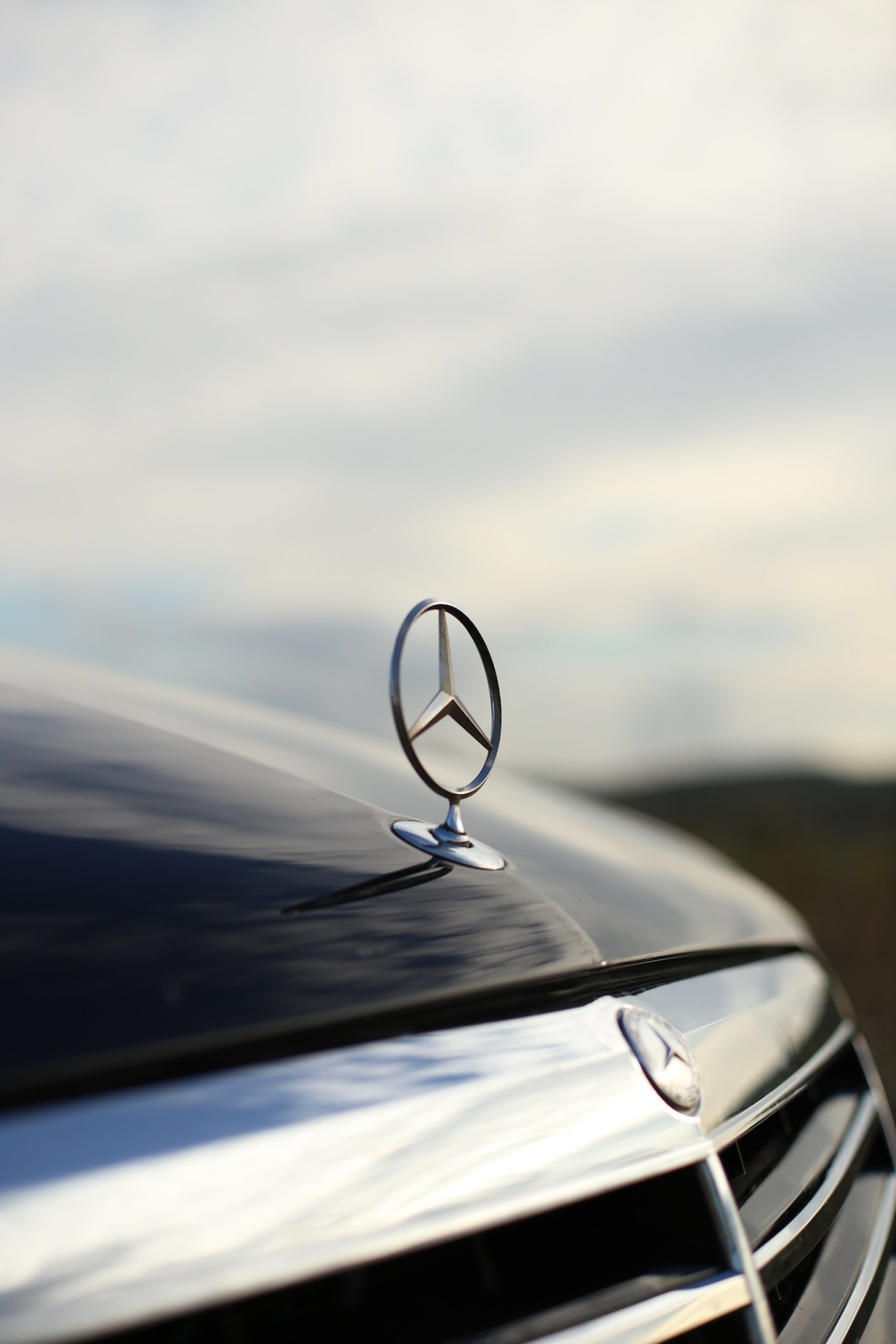 Mercedes 560SEC – dlaczego warto pozyskać to kultowe auto