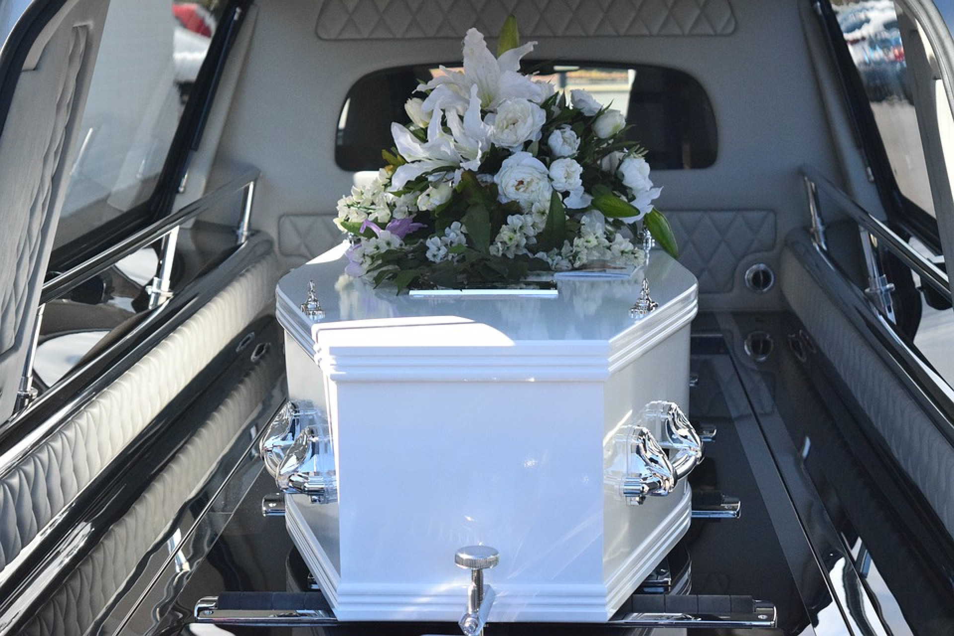 Jak znaleźć odpowiedni zakład pogrzebowy?
